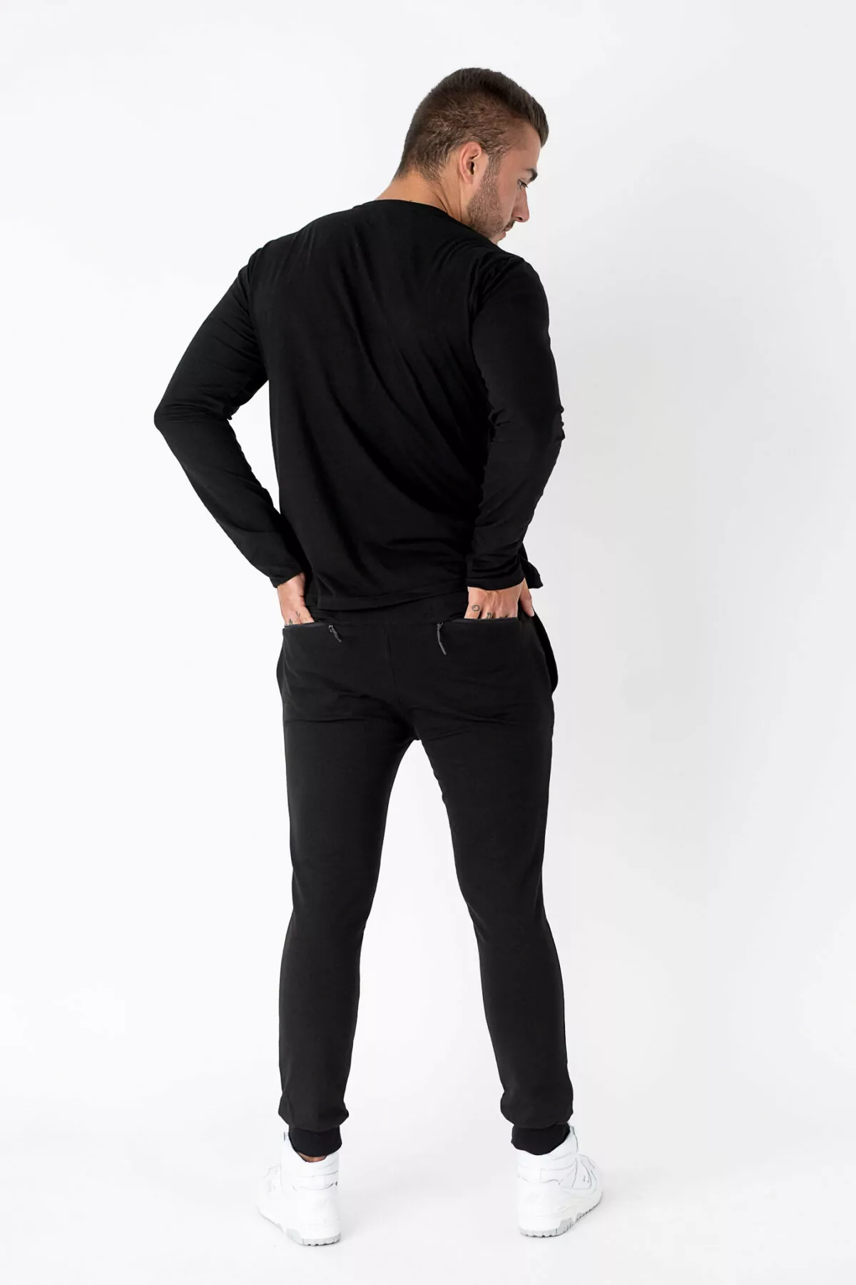 Spodnie męskie jogger czarne z kieszeniami